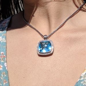 Albion Pendant with Blue Topaz and Diamonds, 17mm